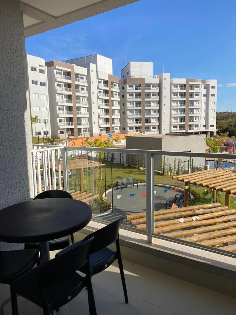 Eco Towers - Lagoa Quente - Acesso Ao Parque, Cafe, Jantar - Opcional Aparthotel *