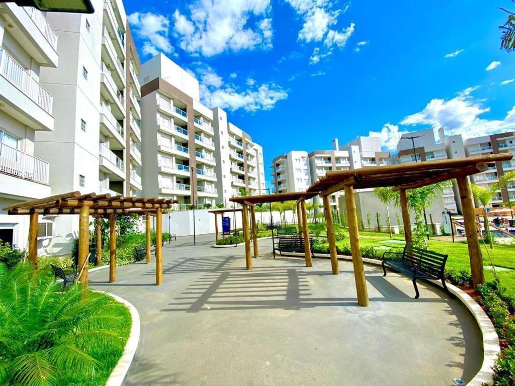 Eco Towers - Lagoa Quente - Acesso Ao Parque, Cafe, Jantar - Opcional